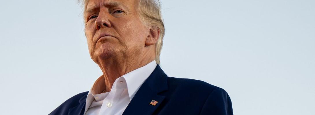 Трампа запитали про поразку Орбана на виборах в Угорщині: реакція потрапила на відео