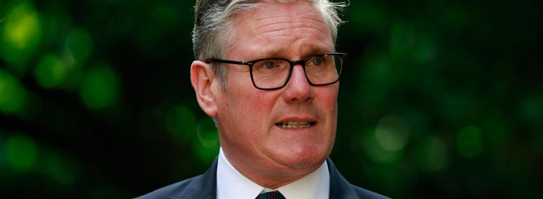 Британія в небезпеці: ексгенсек НАТО різко висловився про політику Стармера