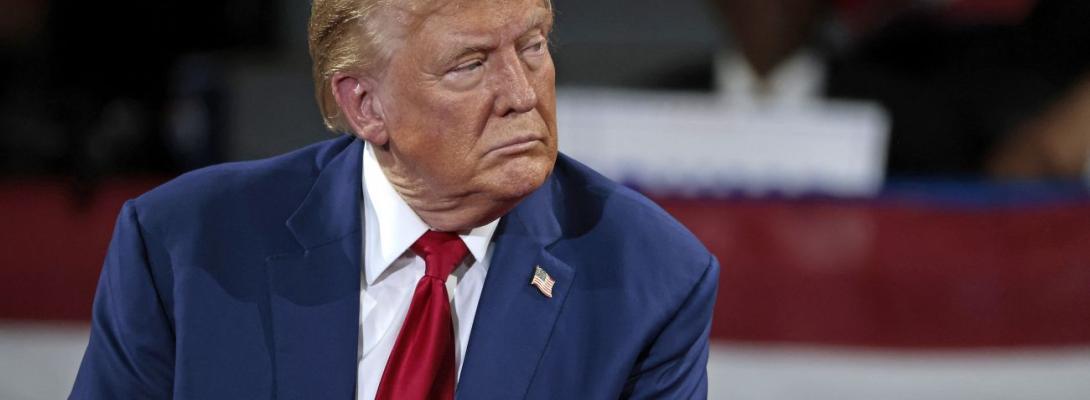  Трамп зробив першу заяву про поразку Орбана на виборах в Угорщині: як він відреагував