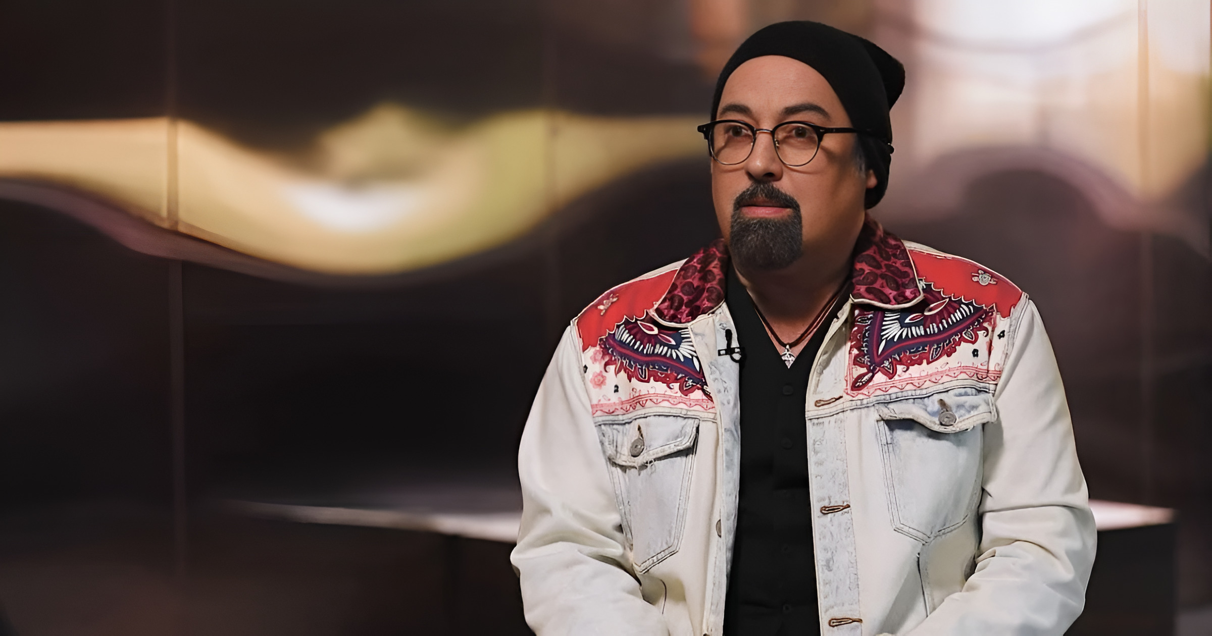 Дмитро Коляденко розкрив несподівану причину, чому ніколи не знімає шапку 