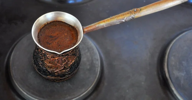 Не більше і не менше: вчені пояснили, яка норма кави корисна для психіки