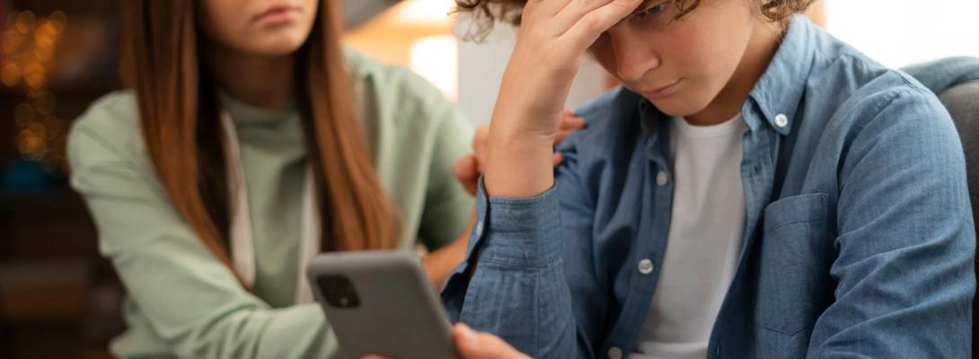 Соцмережі та психіка підлітків: як віртуальне середовище впливає на емоційний стан 