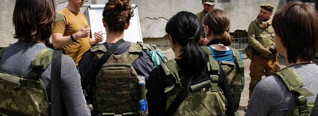 "Не чекали закону": як у Могилянці запустили військовий вишкіл для студентів і чому їх вчать