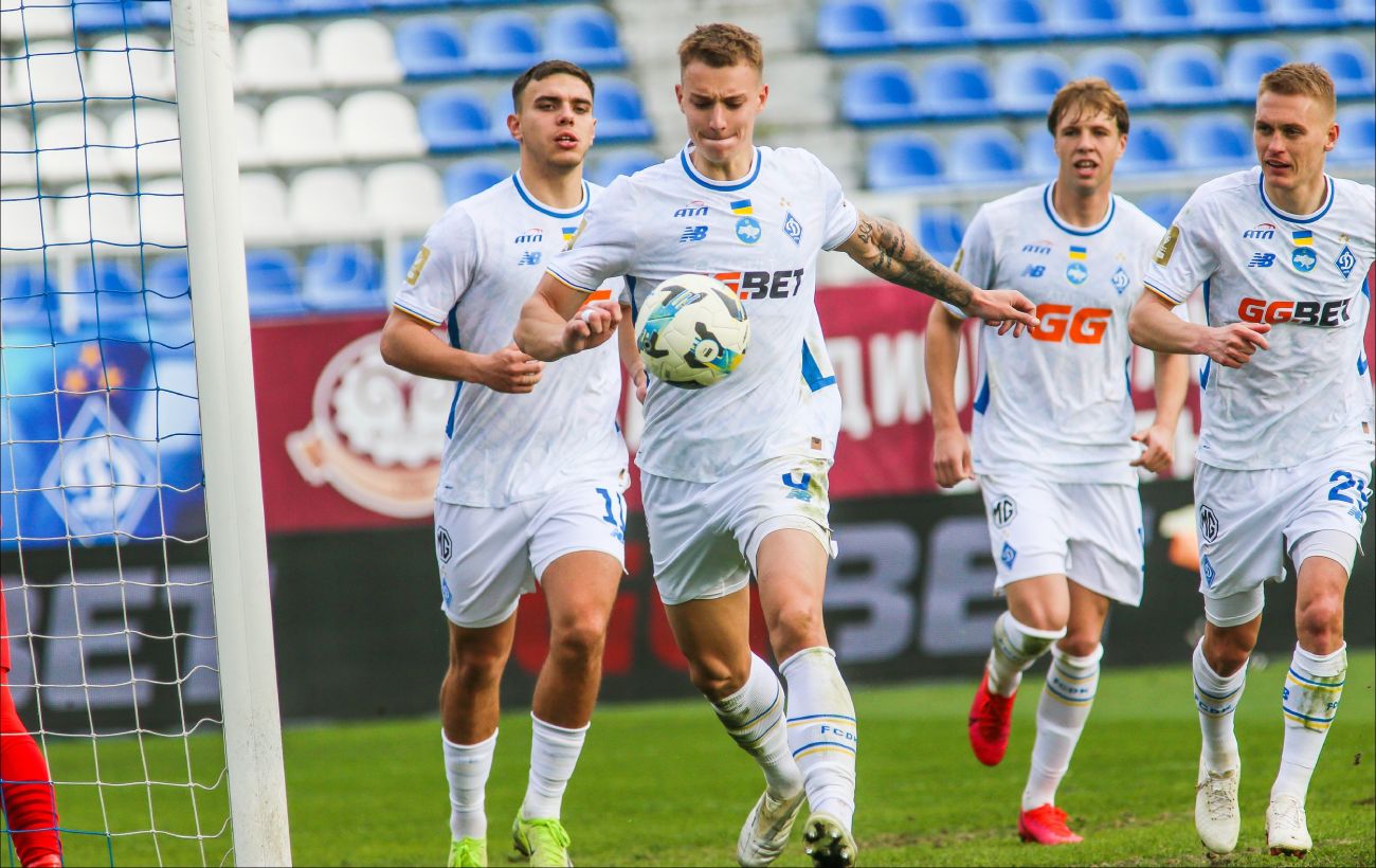 "Буковина" – "Динамо" та "Металіст 1925" – "Чернігів": де і коли дивитися півфінали Кубка України