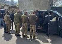 Корупція і тиск: в Одесі СБУ затримала співробітників ТЦК за вимагання хабарів і погрози