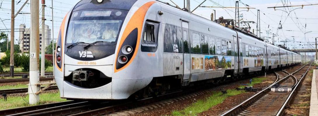 "Чекають годинами": в УЗ розповіли, як у Європі притримують рейси через тривоги в Україні