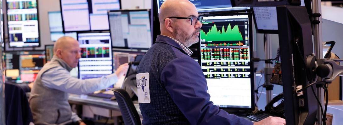 Оточення Трампа підозрюють у спекуляціях на "інсайдах" і заробітках мільйонів, - Esquire