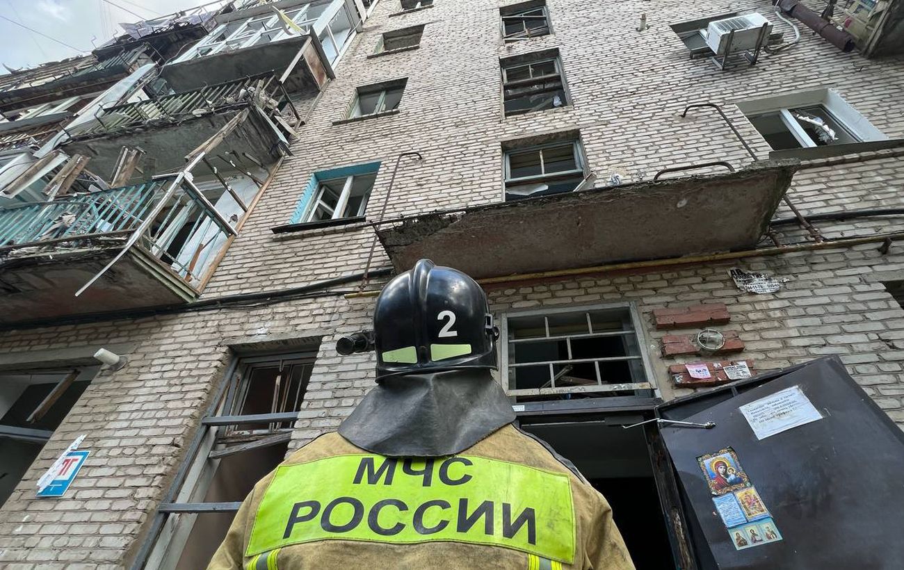 У російській Сизрані зафіксували вибухи на НПЗ під час атаки невідомих безпілотників