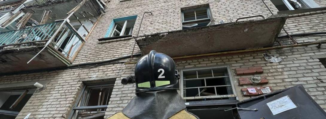 У російській Сизрані зафіксували вибухи на НПЗ під час атаки невідомих безпілотників