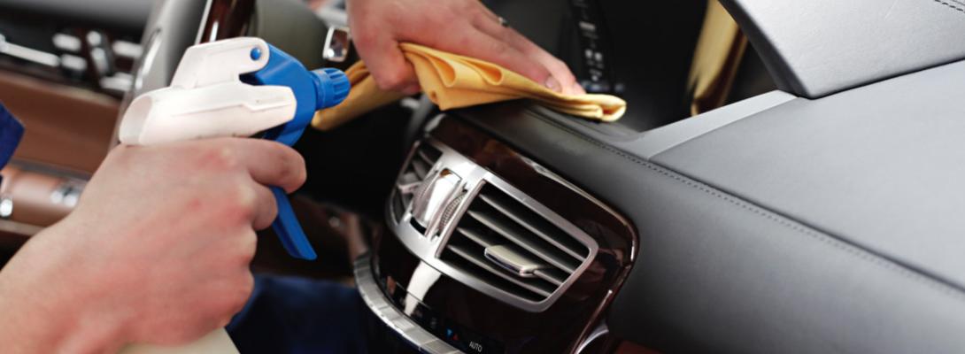 Як повернути чистоту салону авто: професійні засоби та практичні поради для догляду