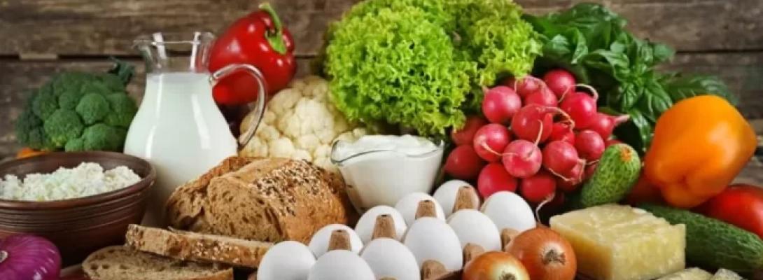 Завжди є у холодильнику: дієтолог поділилася списком продуктів, які допомагають схуднути