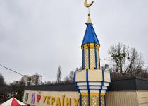  У Львові сталася спроба підпалу мечеті: невідомі кинули "коктейлі Молотова" у будівлю