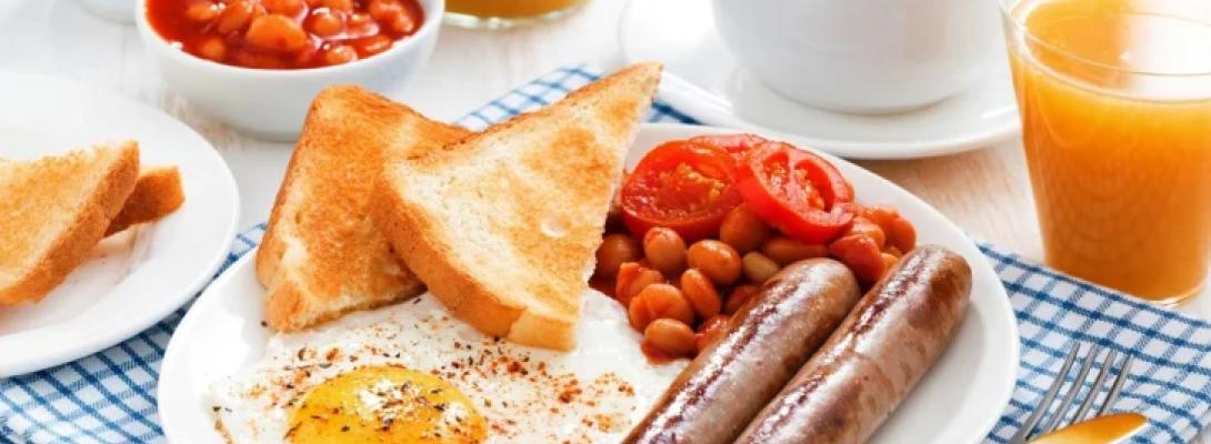 Шокуюча правда про сніданок: що не варто їсти зранку, щоб не нашкодити шлунку