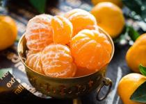 Вкусный, но опасный фрукт: кому следует избегать мандаринов, чтобы не навредить здоровью