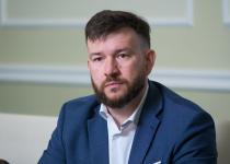 Улютін пояснив причини затримки дитячих виплат: що сталося з фінансуванням
