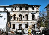 Російські окупанти атакували центр Чернігова, є постраждалі та руйнування 