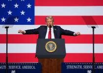 Дональд Трамп заявив про можливість залишатися президентом США ще на 8–9 років