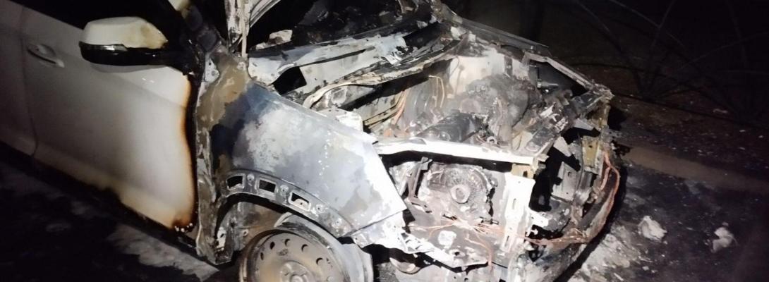  У Києві викрили іноземця, який маркував авто символікою ЗСУ і спалював їх за винагороду