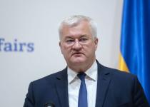 Андрій Сибіга вперше зустрівся з новою главою МЗС Угорщини: про що говорили