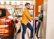 Скільки коштує заправити авто? Нові ціни на бензин, дизель і автогаз в Україні