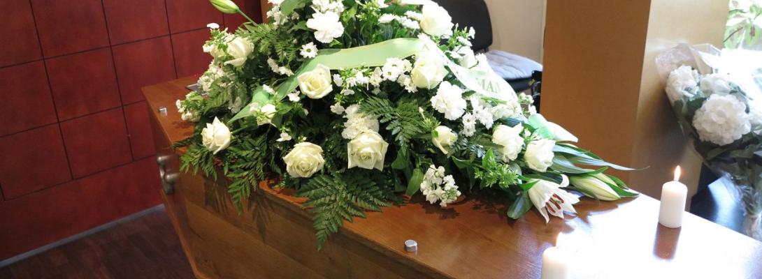 Без особистого приїзду: як українцям за кордоном дистанційно поховати родича