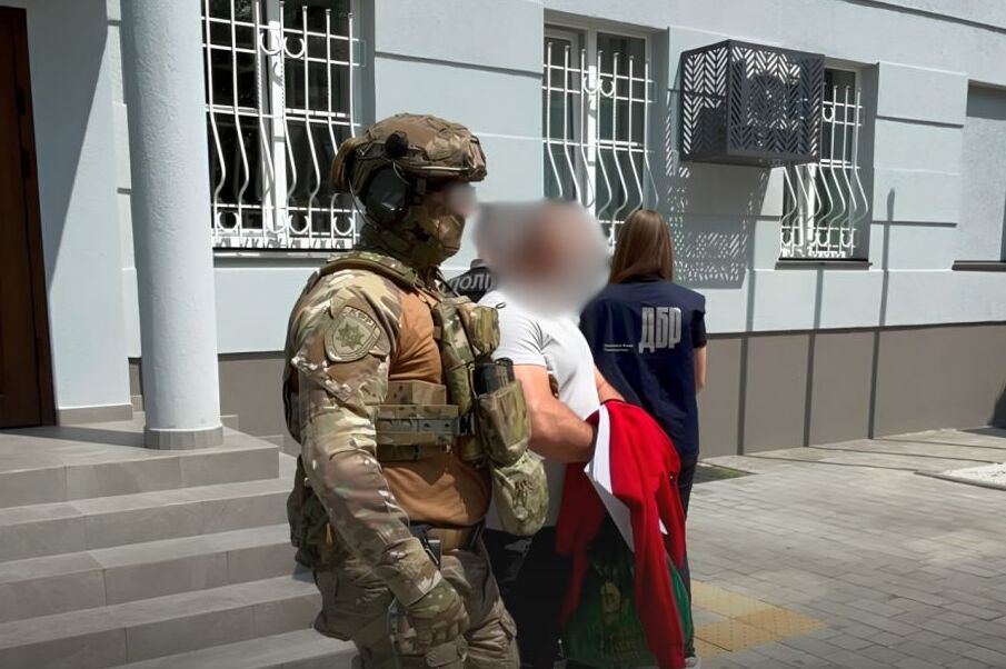 Катування, кайданки і незаконне утримання: шокуючі подробиці справи Ужгородського ТЦК