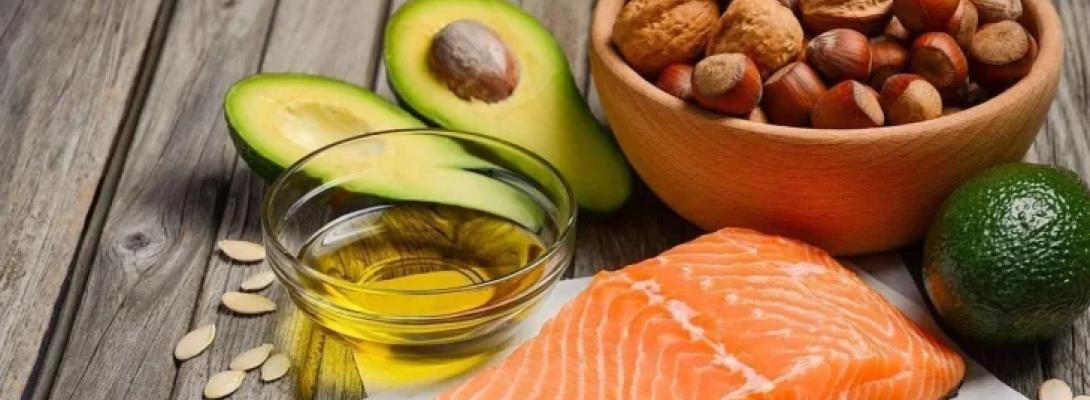 Найкорисніші продукти для жіночого організму: що обов’язково має бути у вашому раціоні