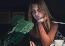 Одиночество опаснее, чем кажется! Врачи предупредили о серьезных последствиях для здоровья