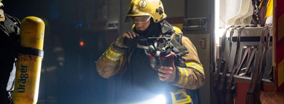 Ворог близько 30 разів вдарив по Харкову вночі: кількість постраждалих зростає