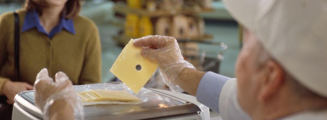Польський сир витісняє український з полиць магазинів і причина не лише в ціні