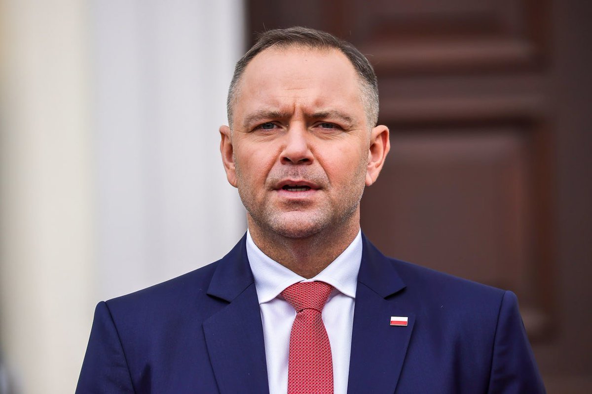 Політична буря в Польщі: Навроцького не запросили на конференцію з відновлення України 