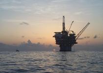 Мировые цены на нефть стремительно падают: рынок реагирует на восстановление Ормузского пролива