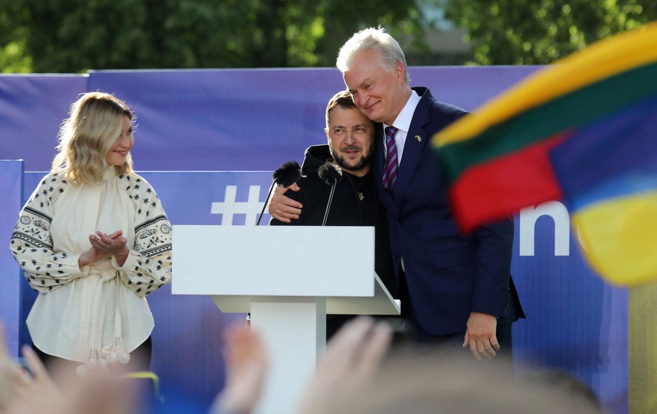 Президент Литви нагадав Навроцькому, чому не варто сваритись із Зеленським