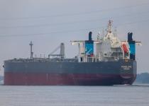 Українські дрони уразили 8 танкерів "тіньового флоту" РФ за одну ніч, - "Мадяр"