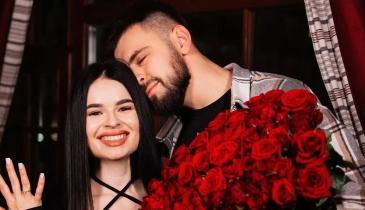 Ніхто не очікував такого фіналу: відома українська співачка розійшлася з нареченим 