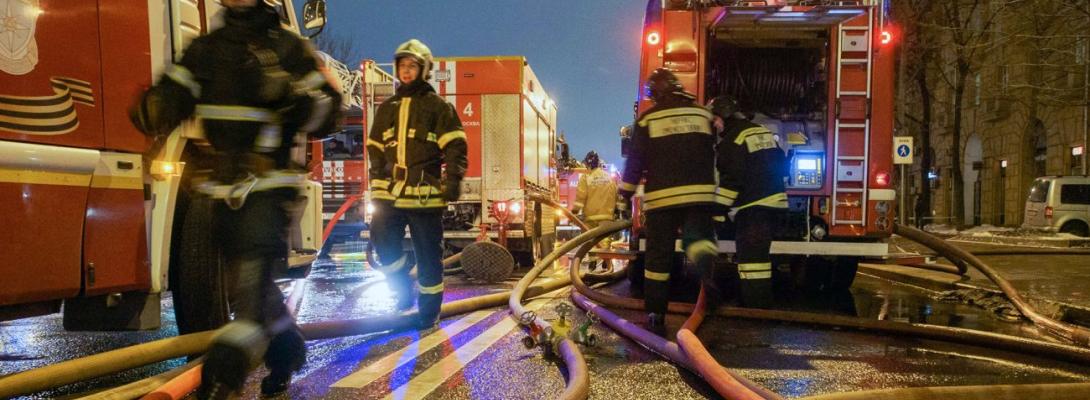 Горить порт та авіаколедж: Таганрог опинився під атакою дронів вночі