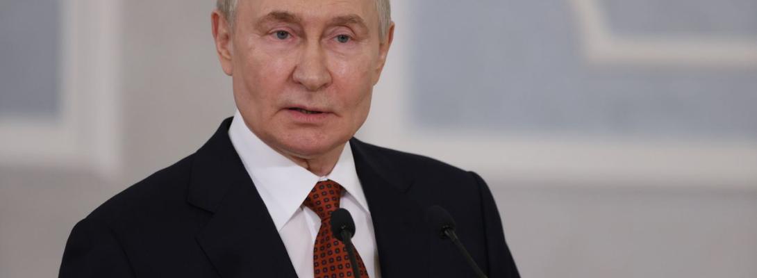 Путін визнав "певні проблеми" з бензином в РФ і накинувся з погрозами на Україну
