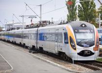 УЗ запускає додатковий "літературний" поїзд: куди він повезе пасажирів і в які дні