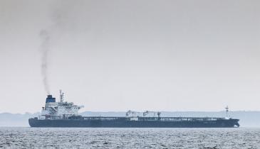 Полювання триває: українські дрони один за одним розносять російські судна