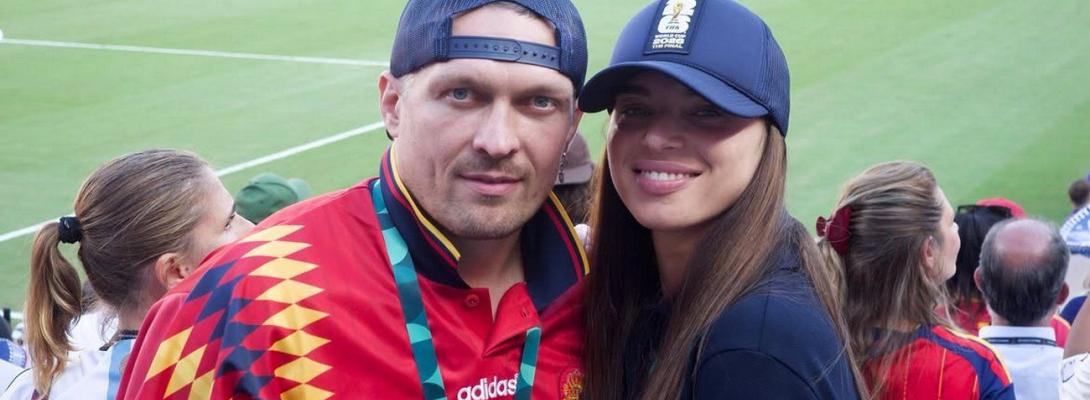 Зустріч чемпіонів: Усик зустрівся з легендою збірної Іспанії на фіналі ЧС-2026