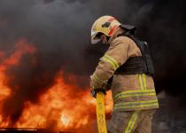 росія дроном поцілила по підприємству у Запоріжжі, є поранені