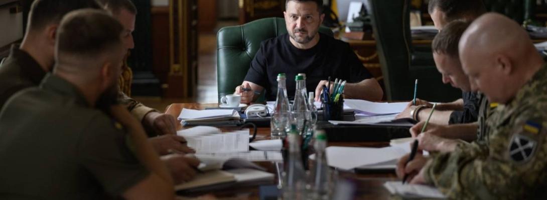 Зеленський погодив з Драпатим та Хмарою нові цілі для дипстрайків по РФ