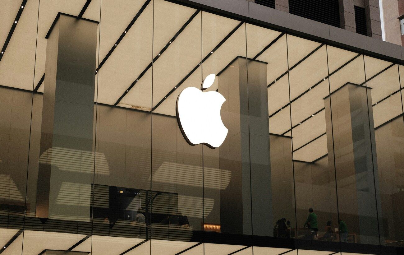 Apple випустила iOS 26.6 перед релізом iOS 27: які нові функції отримали користувачі