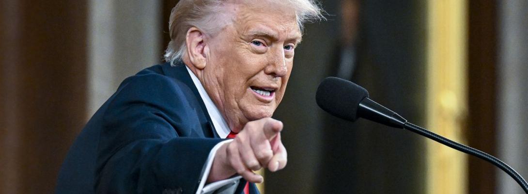 Трамп пригрозив Ірану "повною капітуляцією" і ядерним роззброєнням