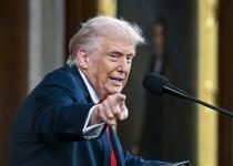 Трамп пригрозив Ірану "повною капітуляцією" і ядерним роззброєнням