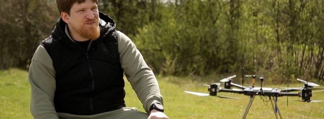 В России подорвали мил-блогера и разработчика FPV-дронов