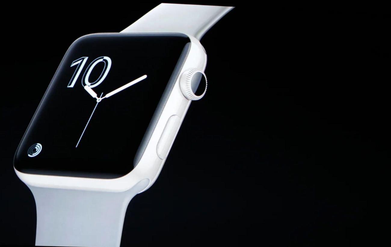 Кераміка, круглий екран і модель без дисплея: як зміняться Apple Watch