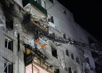 Дроны, начиненные шрапнелью, атаковали многоэтажку в Черкасской области: есть раненые