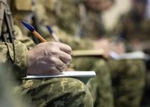 Несподіваний поворот: Чому українці почали отримувати фейкові повістки в Польщі?
