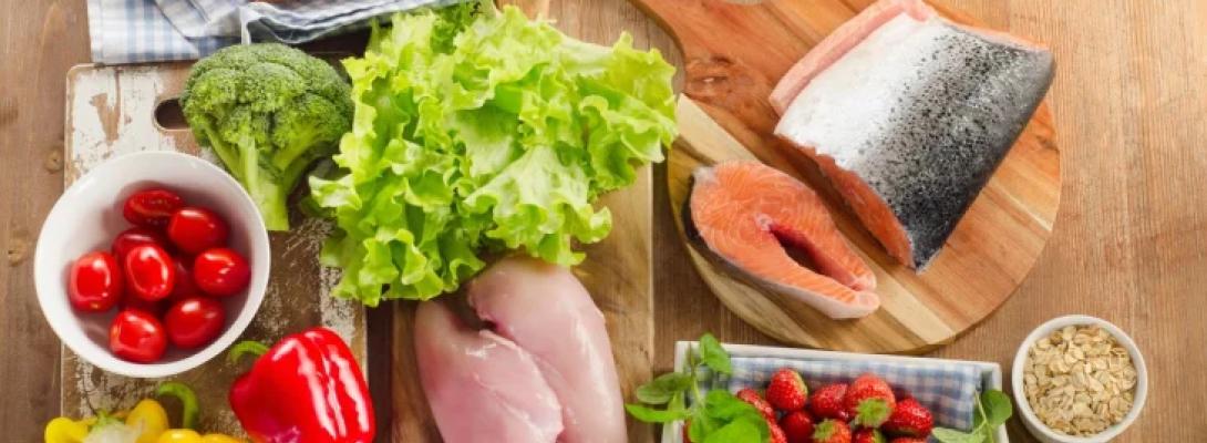 Здуття, біль та дискомфорт: які продукти можуть погіршувати стан кишечника